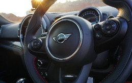 Mini Cooper Harvey Moeis Jadi Perbincangan, Ternyata Harganya Segini!
