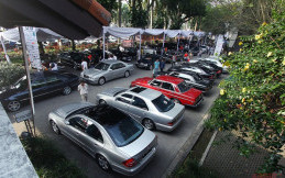 Ribuan Pengunjung Dari 12 Negara Padati Acara Mercedes-Benz di Bandung