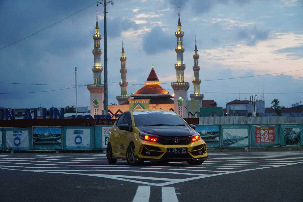 Uji Ketangguhan Produk, Honda Brio Berpelek HSR Keliling Pulau Jawa