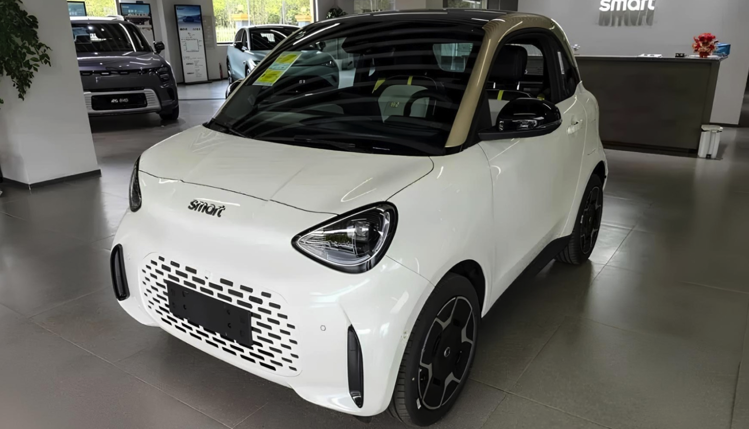 Smart #2 Hasil Kolaborasi Geely Bersama Mercedes-Benz, Walau Kecil Jarak Tempuhnya 410 Km