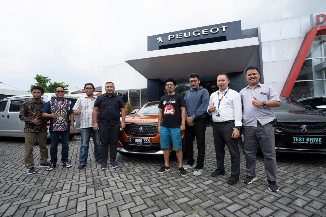 Serah Terima Konsumen Peugeot 2008 di Solo, jadi Target Ekspansi Hingga Purwokerto