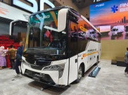 Canter Extra Long Bus Meluncur, Sasis Lebih Panjang untuk Pariwisata