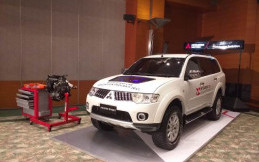 Dukung Dunia Pendidikan, Mitsubishi Donasikan 9 Unit Mobil ke SMK