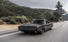 Dodge Charger 1970 Ini Dibuat Ulang Menggunakan Bahan Serat Karbon