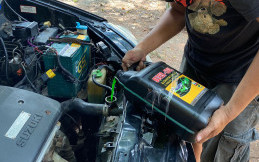 Dampak Buruk Isi Air Biasa Pada Radiator Mobil 