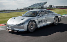 Mercedes Vision EQXX Pecahkan Rekor Jarak Tempuh Sendiri
