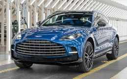 Produksi Pertama Aston Martin DBX707, Siap Dikirim ke Konsumen