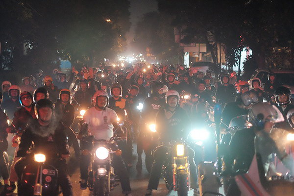 Gokil, 2000-an Bikers Padati Event Riding di Bandung