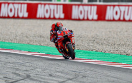 Hasil Sprint Race MotoGP Barcelona 2024: Francesco Bagnaia Tunda Pesta Jorge Martin