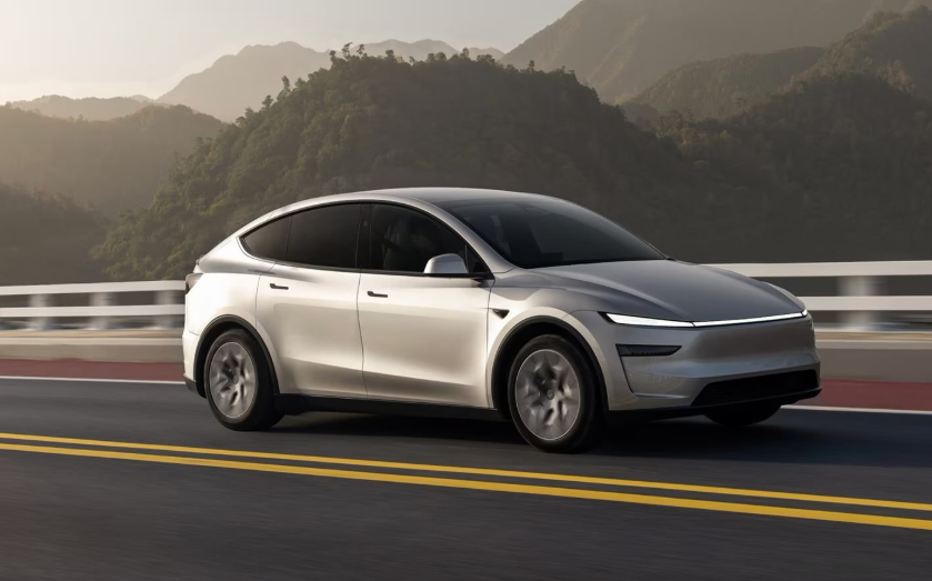 Tesla Model Y L Resmi Meluncur, Punya Baterai Lebih Besar dan Jarak Tempuh 681 Km