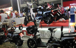 Sepeda Listrik di Jakarta Fair  Kemayoran Makin Tren