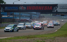 Ajang Balap Honda Jazz & Brio Speed Challenge Masuki Seri Pamungkas