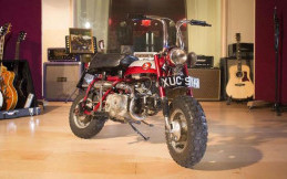 Honda Monkey Milik John Lennon Terjual Rp1,1 Miliar  