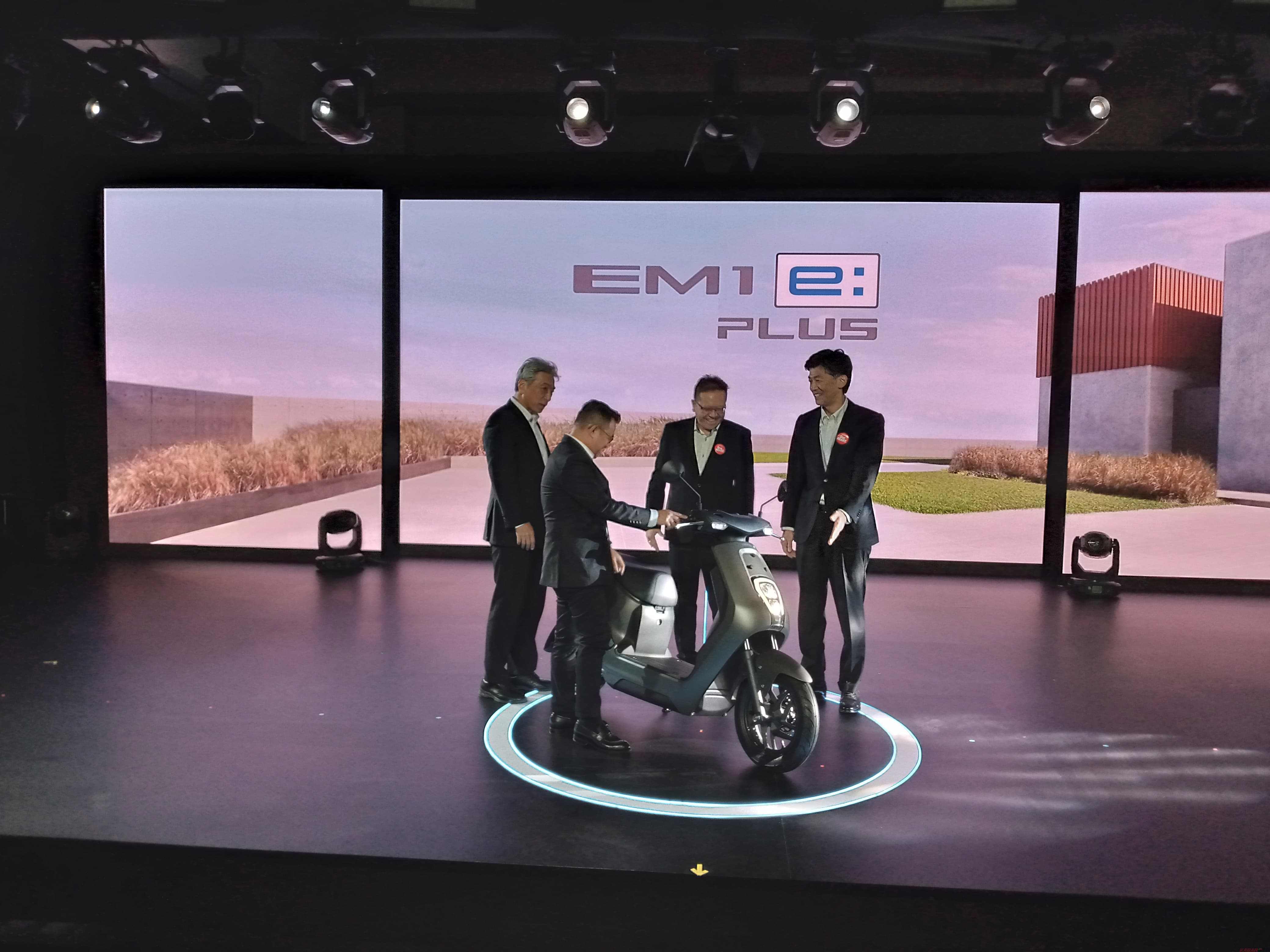Honda EM1 e: Diklaim Sudah Terpesan 100 Unit