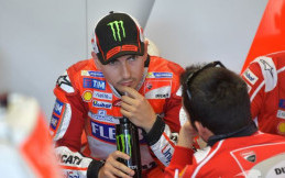 Lorenzo Kesulitan Adaptasi, Eks Pembalap Ducati Kasih Masukan