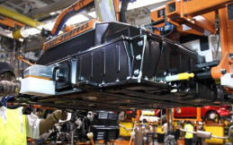 CEO Ford Ingin Amerika Serikat Produksi Baterai Mobil Listrik Sendiri