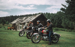 Bayar DP Rp5 Juta, Royal Enfield 350 Classic Anyar Diluncurkan di Toko Online Saat Imlek