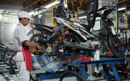 Punya Motor Honda Produksi 2018 ke Bawah? Ada Paket Servis Menarik Nih