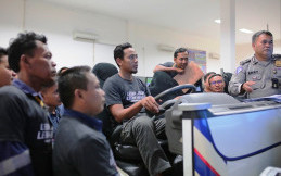 Astra UD Trucks Gelar Pembuatan SIM Gratis bagi Pengemudi Truk