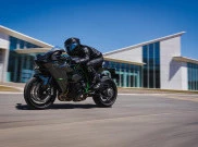 Kawasaki Ninja H2 Carbon 2027 Ungkap Tirai, Intip Spesifikasinya