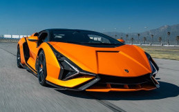 Lamborghini Pecahkan Rekor Pemegang Warna Terbanyak