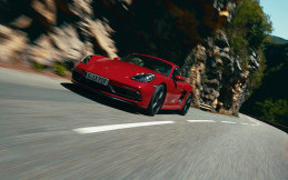 Porsche 718 GTS 4.0, Menikmati Mesin Murni