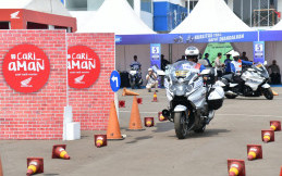 Tutup Tahun 2023, Honda Gandeng Korlantas Polri Gelar Safety Riding di Tangerang
