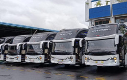 DMH Trans Rilis Lima Unit Bus Baru Ditopang Sasis Hino RM 280 ABS