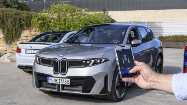 Canggih, Mobil Listrik BMW iX3 Punya Otak Pintar dan Bisa Diajak Ngobrol Layaknya Manusia