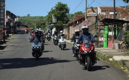 Honda Ajak Komunitas Motor Jelajahi Tempat Wisata di Jawa Barat