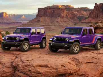 Jeep Bangkitkan Memori Klasik Lewat Wrangler dan Gladiator Rewind 2026