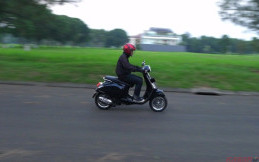 Test Ride - Lincahnya Vespa Primavera I-Get 150  