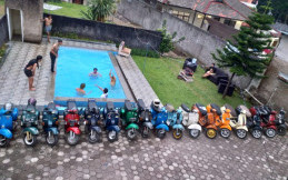 Selebrasi Ulang Tahun Perdana, Mossic Scooter Gelar Piknik