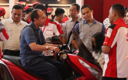 Sepeda Motor Honda Terjual 911 Unit Selama IIMS Berlangsung