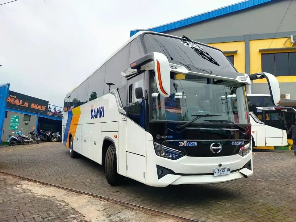 Dari Bandara Soekarno-Hatta ke Tanjung Lesung Kini Bisa Naik Damri
