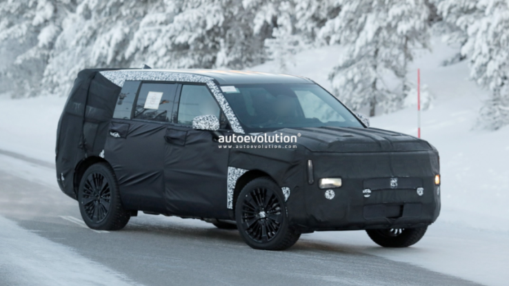 Semakin Canggih, Hyundai Santa Fe Facelift Tampil dengan DRL Vertikal dan Teknologi AI