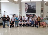 Diler Resmi Mazda dan Komunitas M2Unity Gelar Acara Amal