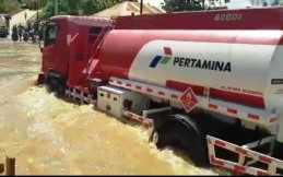 Distribusi BBM dan LPG di Wilayah Terdampak Banjir di Sultra Dipastikan Pulih Total