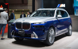 BMW X7 Nishiki Lounge, Karya Tertinggi untuk Kemewahan Jepang