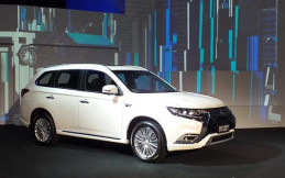 Nih, Peminat Mitsubishi Outlander Sport dapat Cashback Rp17 juta