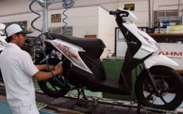 Ini Dia Penyebab Suara dan Tarikan Motor Kasar