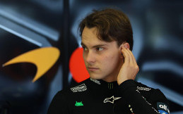 Alami Insiden di F1 Australia 2026, Oscar Piastri Gagal Start!