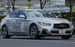 Nissan Uji Coba Mobil Tanpa Sopir di Tokyo