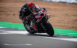 Ini Kata Aprilia Racing Tentang Dominasi Marco Bezzecchi 