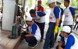 Pastikan Takaran BBM, Pertamina Lakukan Uji Tera di SPBU