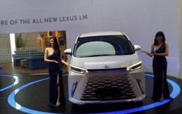 Lexus LM 2023 Meluncur Eksklusif di GIIAS 2023
