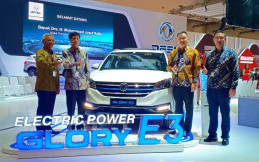 Bos Pabrikan Mobil DFSK Tanggapi Positif Regulasi Mengenai Mobil Listrik
