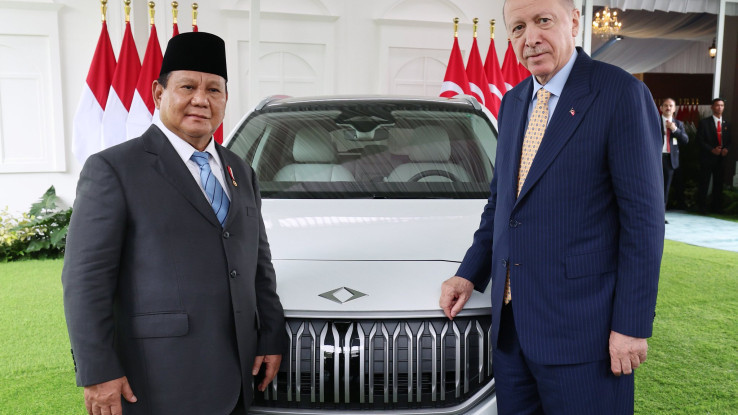 Presiden Prabowo Diberikan Mobil Listrik Togg T10X oleh Presiden Erdogan