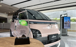 Wuling Air ev Raih Penghargaan Kategori Teknologi dan Transportasi
