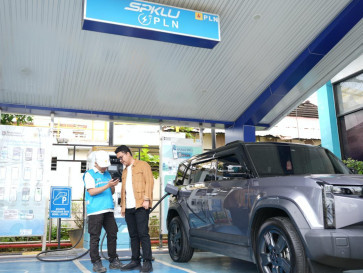 Bebas Antri di SPKLU, PLN Hadirkan Fitur AntreEV